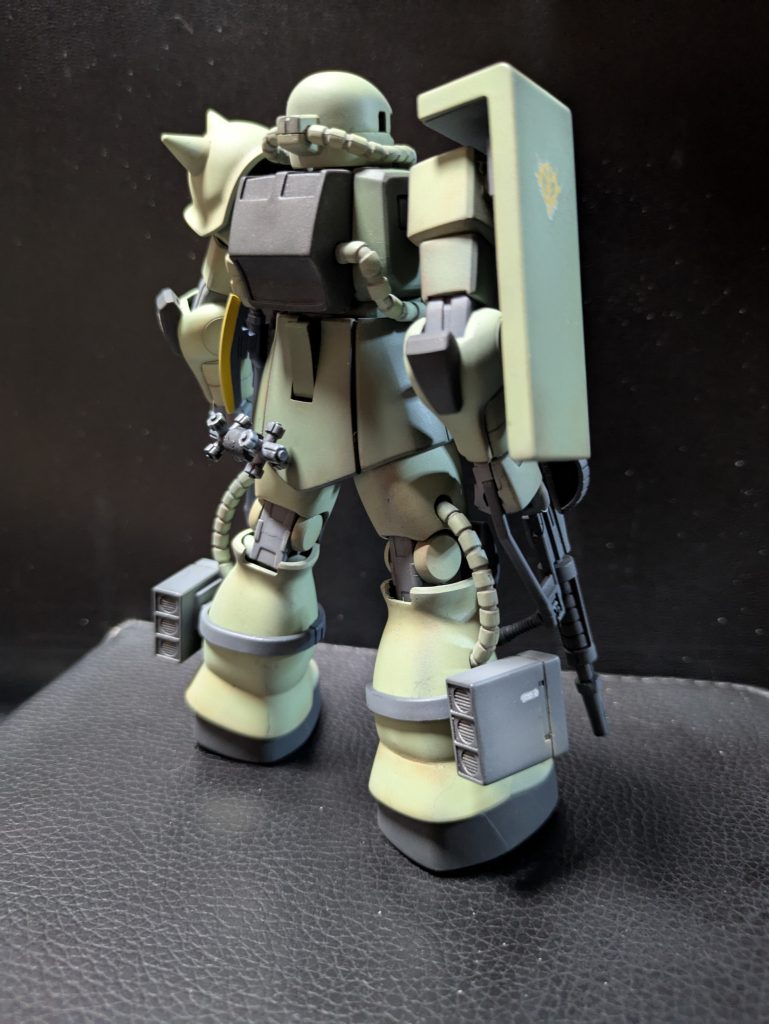 有力説のリアアーマーにもマウント有りです。