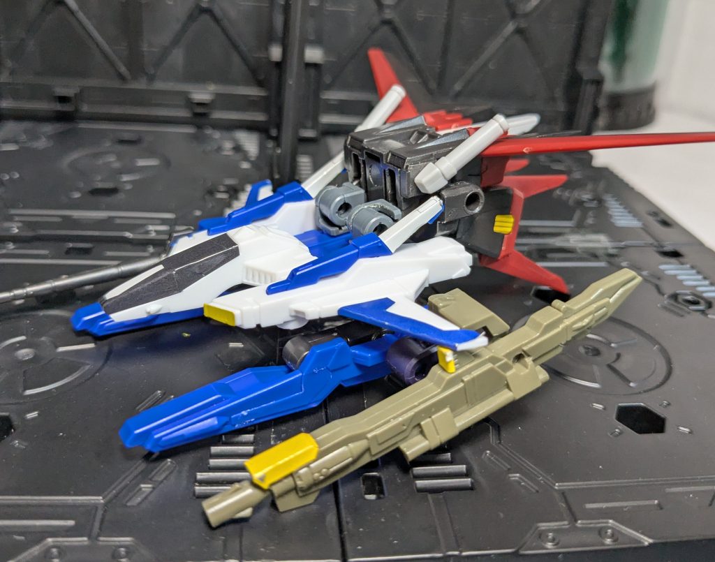 ストライカーを上向きでも装着出来ます