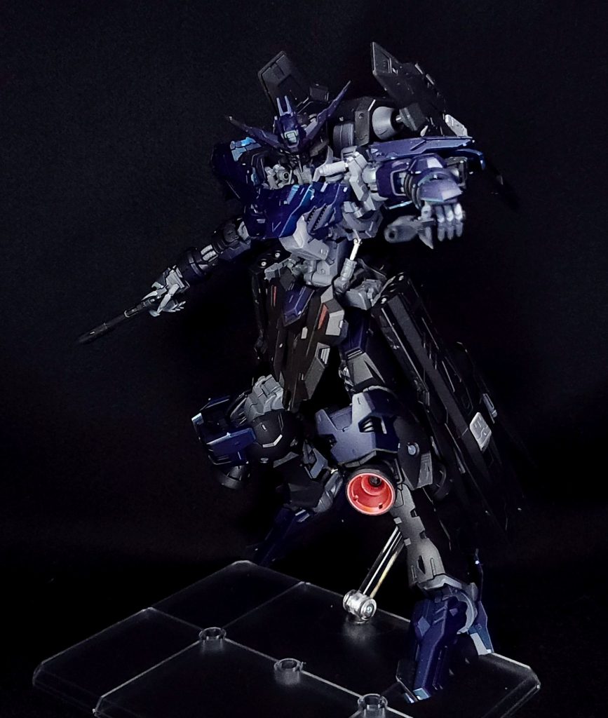 MG ガンダムヴィダールver.シンプル全塗装–2枚目/制作者：塗装狂主任