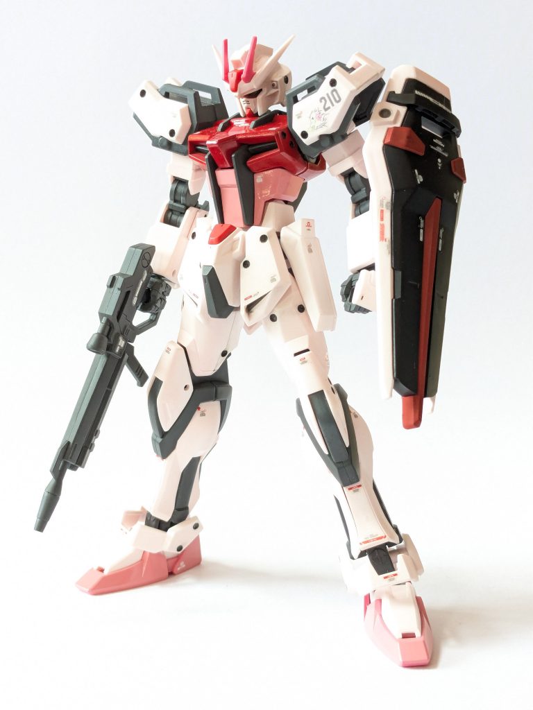 前から。戦闘機らしい出来栄えです…自分なりには大満足です😆