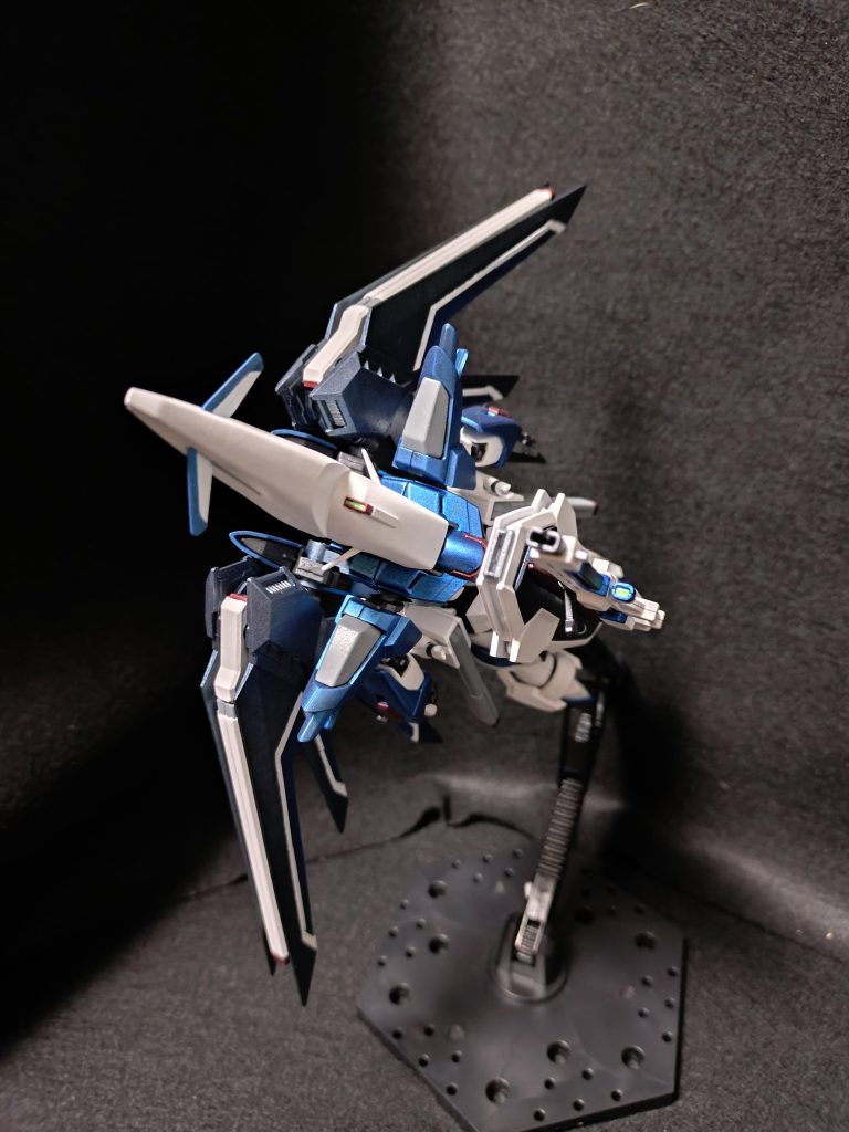 飛行形態下側。