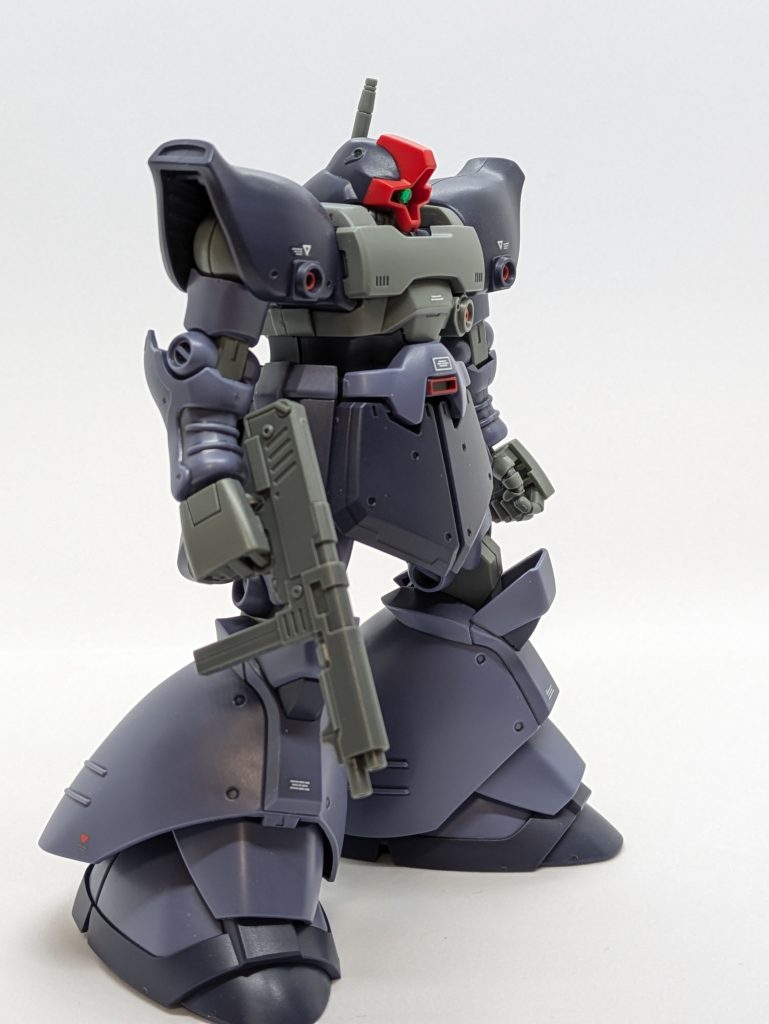 コイツを製作した当時はデカールに興味を持っていた時で少しですが挑戦してます