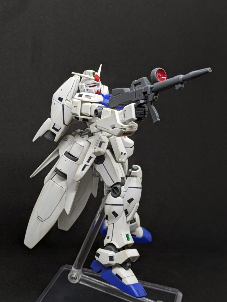 「くっ、うあぁぁぁ！」って定番叫び！作中は左で撃ってましたけどね