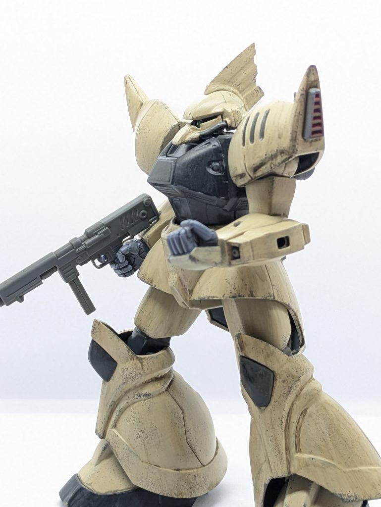 ハンドパーツはビルドハンズ丸型から〜握り手水性ホビーカラー筆塗りで胴体系H32ダークグレー、基本色H85セールカラー、関節H22グレー、ハンドHUG307デュエルブリッツブルーグレーを使用しました