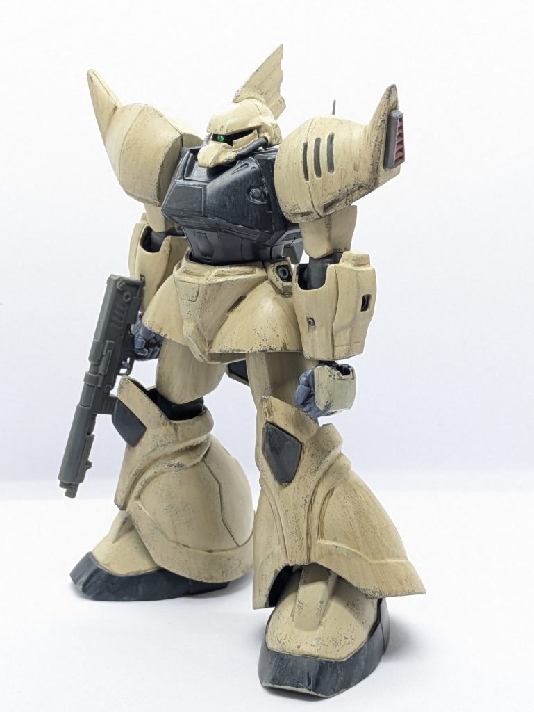 んー初め綺麗過ぎてと思って汚し過ぎました・・・モノアイは可動工作してますキース、その◯ぁゲルググで踏めよ！って荒れたんですって？