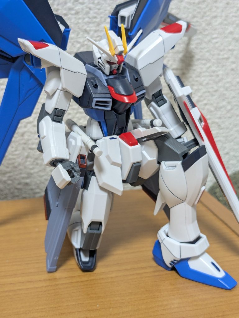 自然な姿勢の片膝立ちにできたと思います