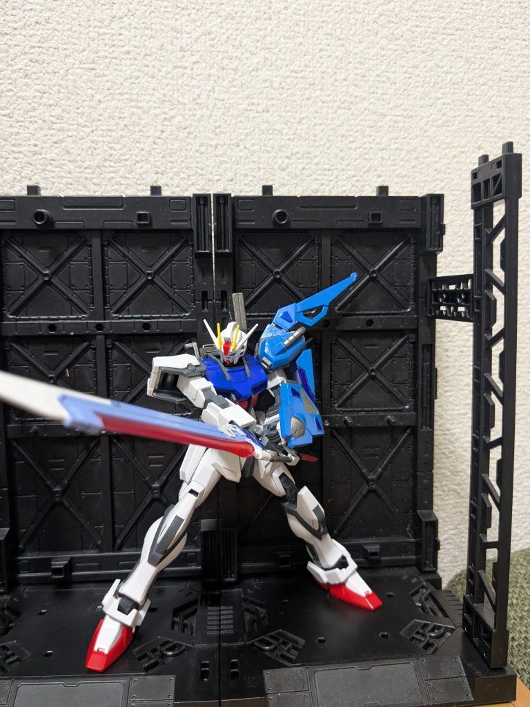 EGストライクガンダム＋CSソードパック改修–3枚目/制作者：気まぐれ