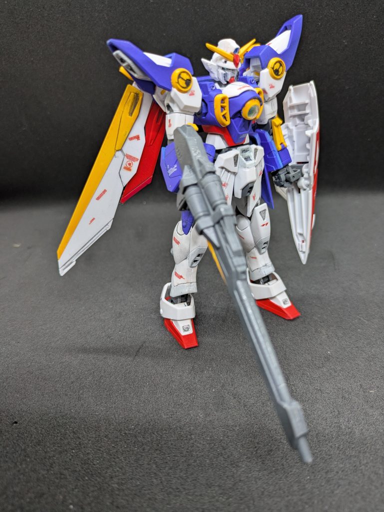  HGACウイングガンダム　その④塗装について。RGの方とは違う色にしたかった、といっても青の部分だけ変更しました。青；コバルトバイオレット（ガイア）この青も綺麗な色です。ガンダム系に似合います。ウイングガンダムっぽいのはこっちの青でしょうか。 