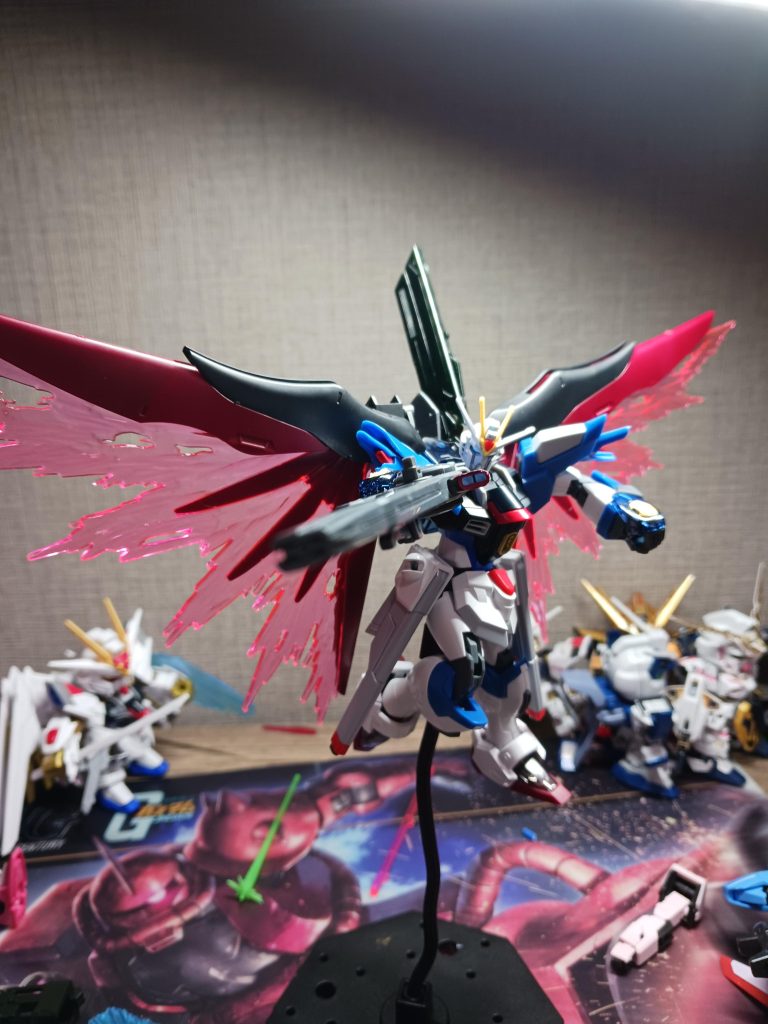 機体設定〜。本機は𝕡𝕣𝕚𝕫𝕖が開発した、近距離戦msである。アスモダールを失った、レイがパイロットを務める。武装は腰部レールガンほか、ビーム砲や、インパルス砲、パルマキオキーナ、ビームサーベル、ビームナギナタ、収束砲ディスラプターです