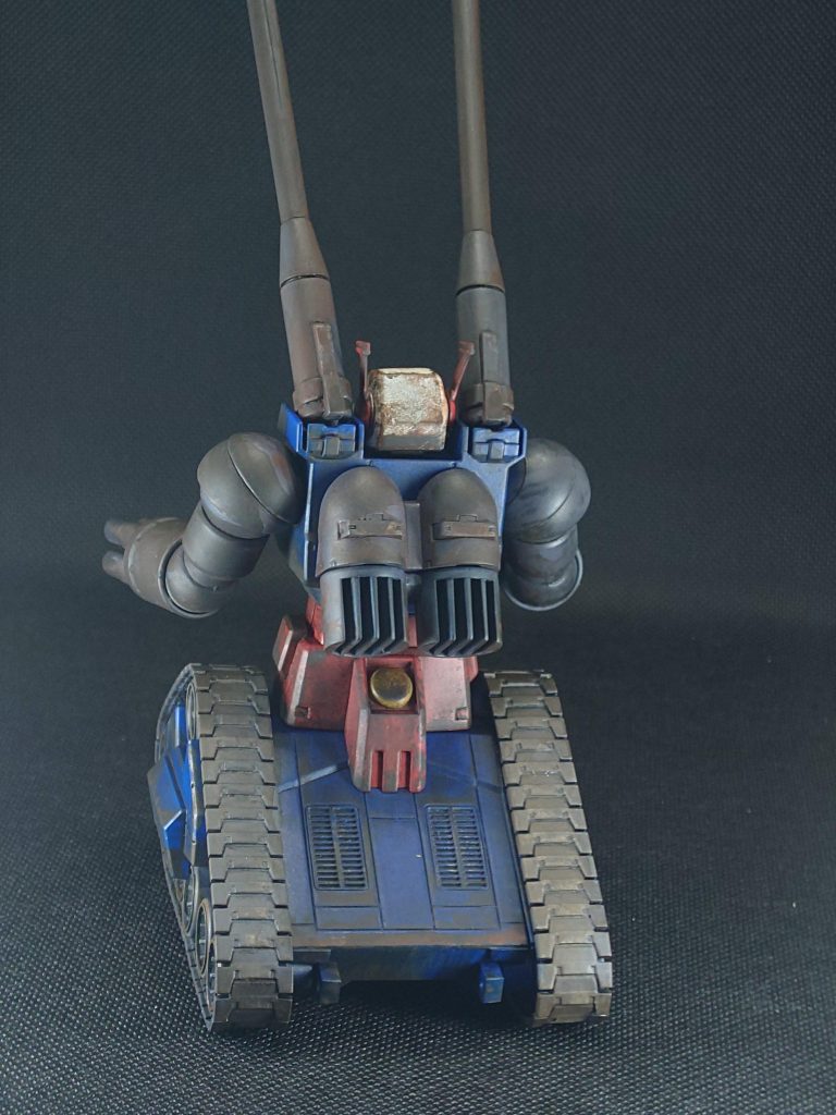 チッピングは、メラミンスポンジを使用してやりましたが相変わらず上手くいかず。ほぼ目立たないですね。恐らく、塗料の付けすぎなので次回またリベンジ(gandam-hand2)