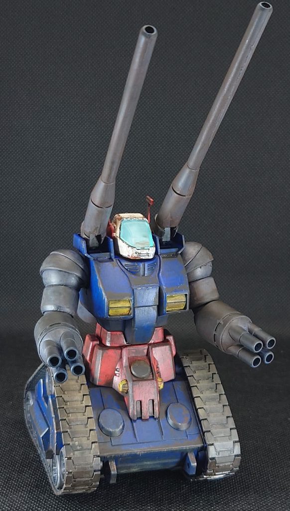 基本処理は、モールドの掘り直しと400番のヤスリでヤスってます。今まで、400→600→800までやってましたが、本によると400番だけでヤするとの事。今回、400だけでヤスった感想としては、今までとなんも違いが感じられないので塗装前提なら400まで充分かなと思いました。時短にもなりますしね(gandam-hand1)単純に経験が少ないから違いが分からないと言われればそれ迄なのですが(zaku-kao4)