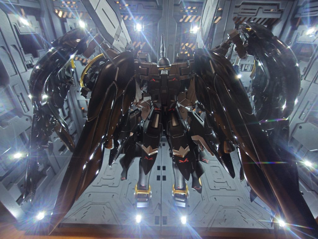 やはり、LEDライトの明かりが強過ぎるので次回から対策考えます。