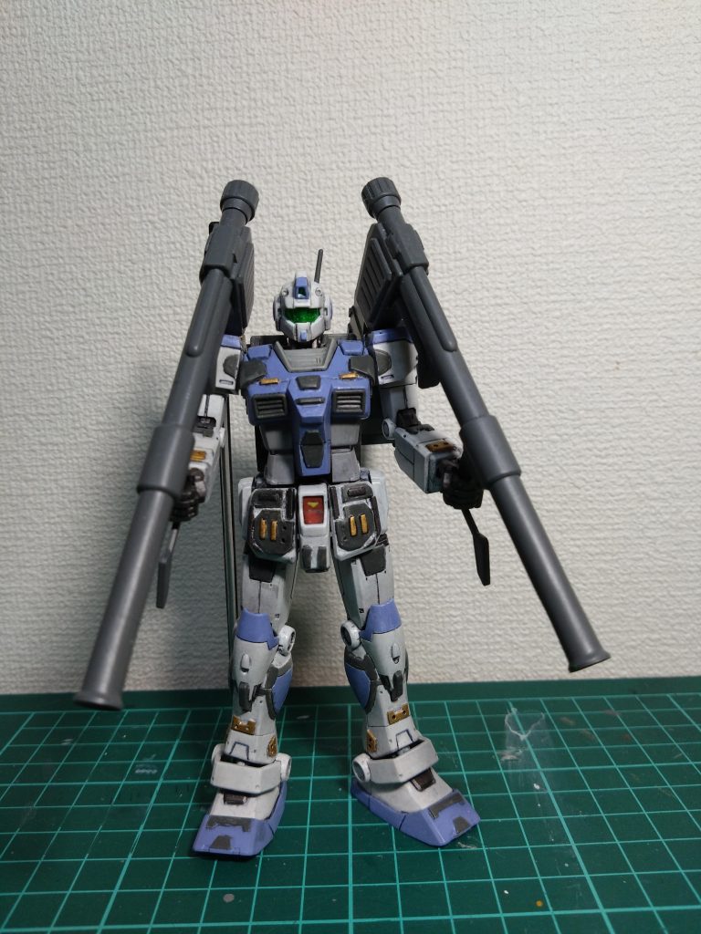 見た目はジムだが使用されているパーツはほとんどガンダム(しかもMSDフルアーマーガンダムの中の人)という超絶無駄な贅沢使用(• ▽ •;)ビグザム相手なら武器は2丁バズーカ一択(☆▽☆)