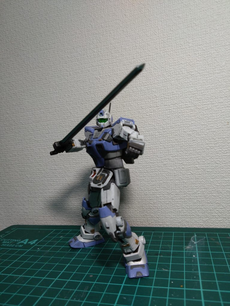 接近したらこれで刺す!