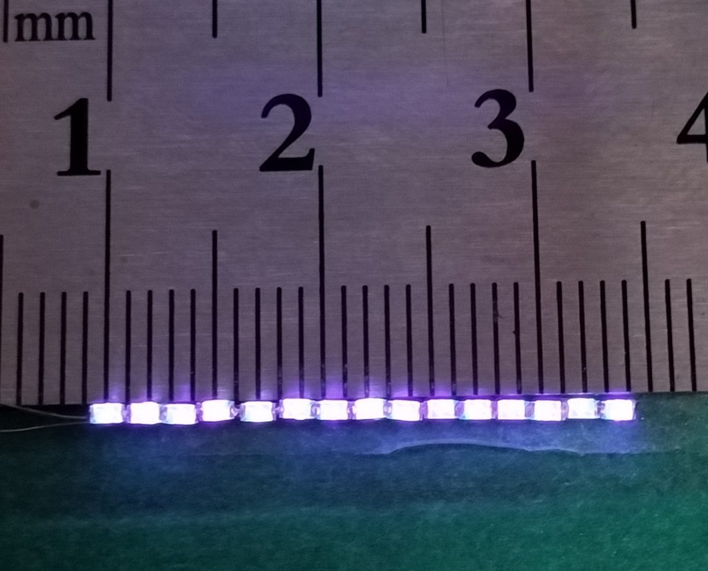 ヒートアックスの中には0603LEDチップ直列15連結を使いました。直列なので難しかったですねぇ🤔