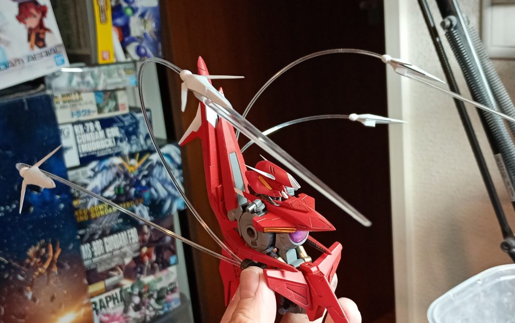 わかりにくいですがファングも製作