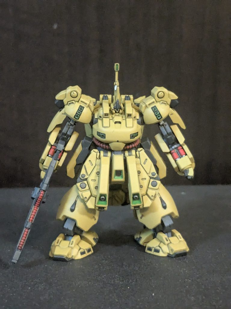 バーニア部分の黄緑の塗り分けが細くて大変でした。