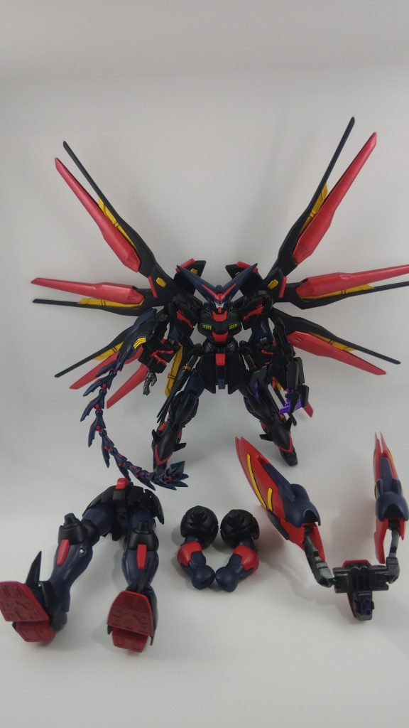 マスターガンダムのパーツと着せ替えが可能なので気分次第でマスターガンダムに戻せます。