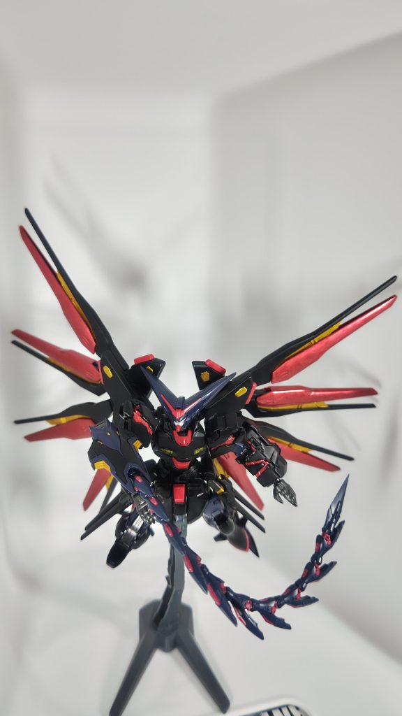 笑倣江湖(ヒートロッド)グランドマスターガンダムの時にウォルターガンダムが尻尾の部位になってるし、エピオンのヒートロッドも変形時に尻尾になってるし・・・ネ゙?