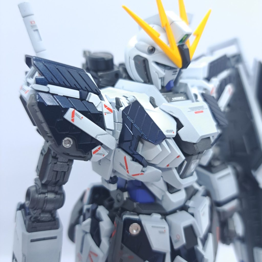 C装備型白背景は苦手です…