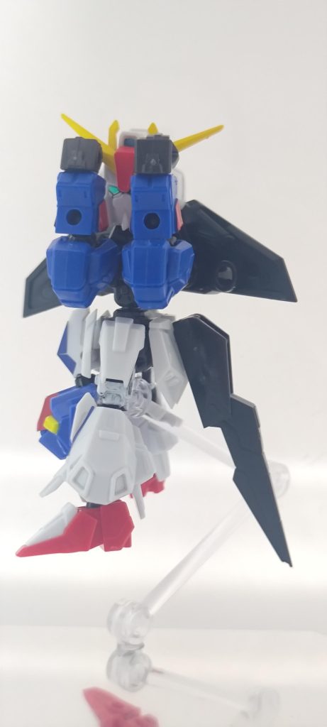 フライングアーマーを避けながら腰をぐるっと180度回転させます。