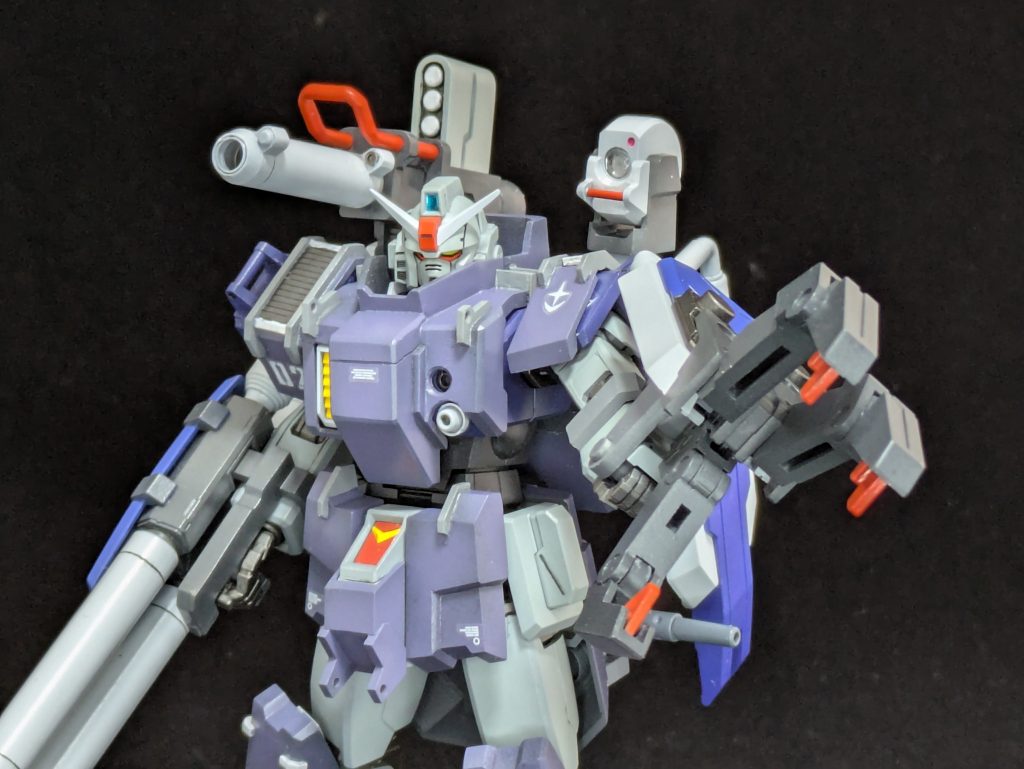 他機との連携も考慮され、一般機との武装互換性もあり。