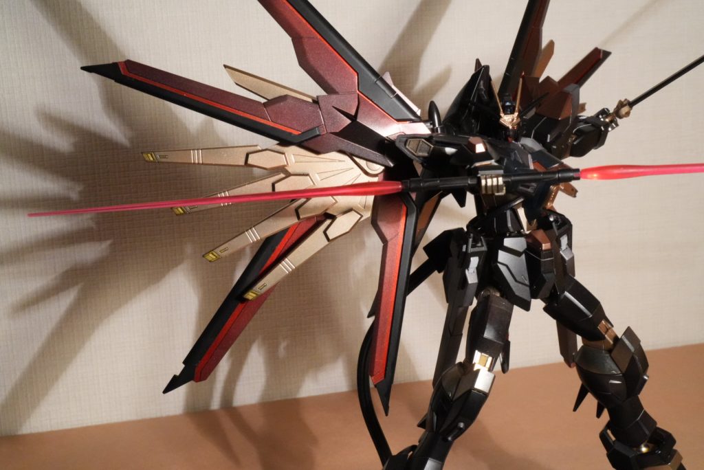 ビームサーベルも渋く見えます