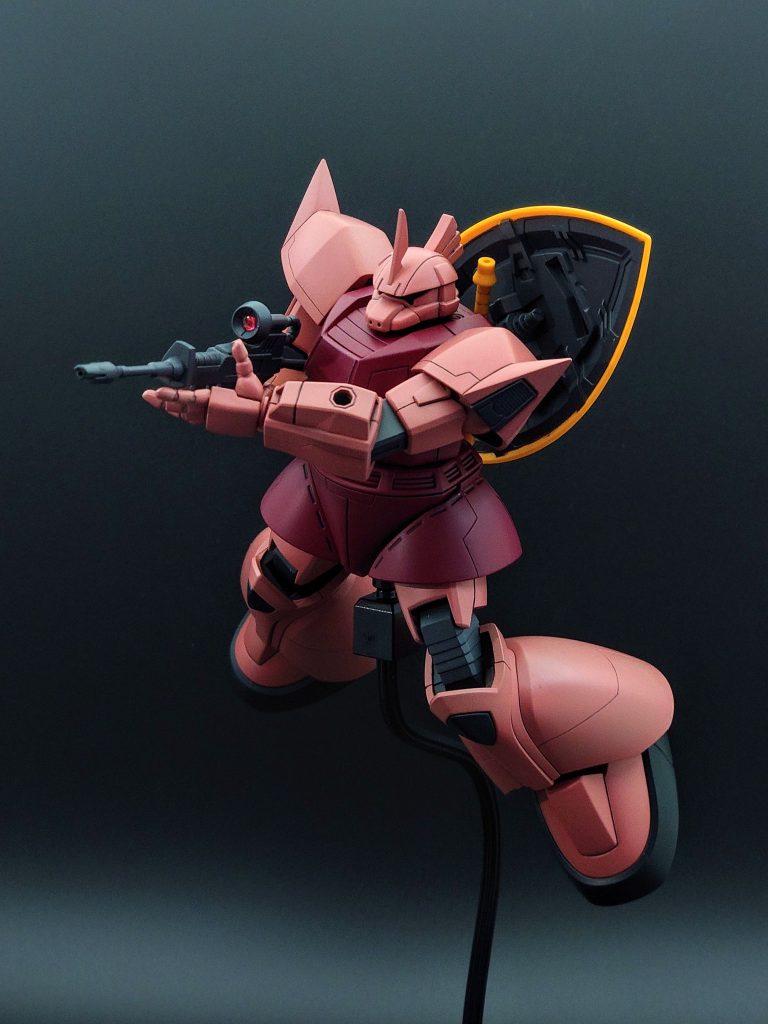 ビームライフルはセンサーをクリアパーツに置き換えています