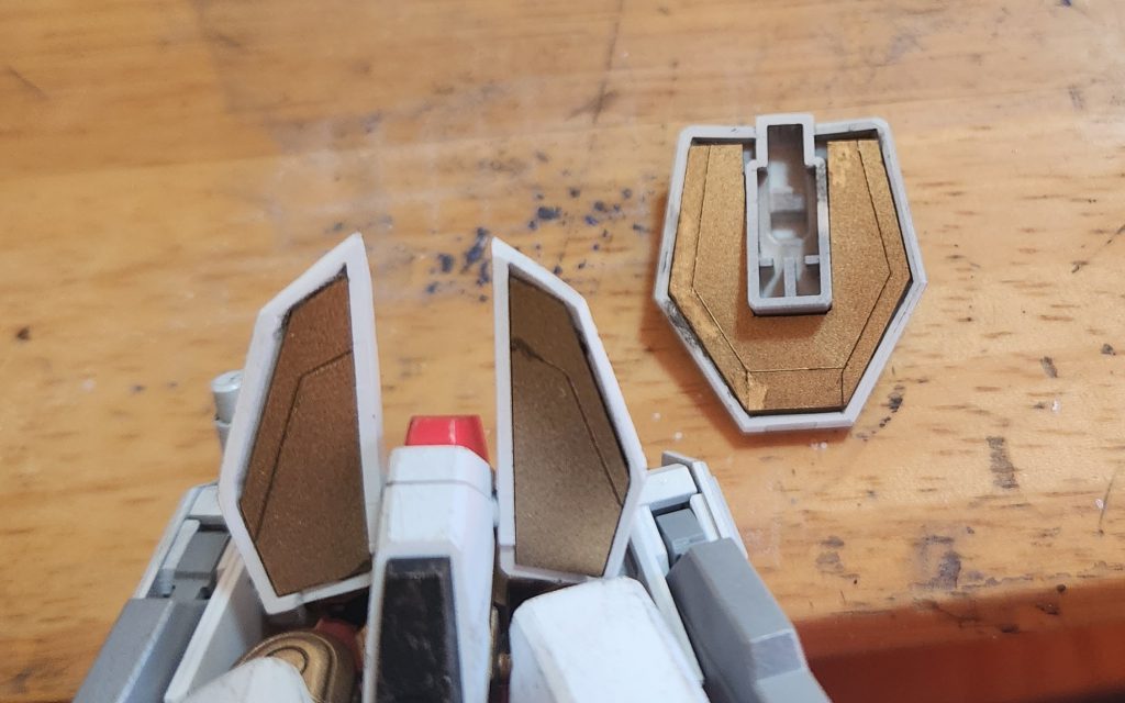 裏打ちにも挑戦してみました。これだけで5時間掛かったかもしれないです…それだけスカートパーツは難産でした。