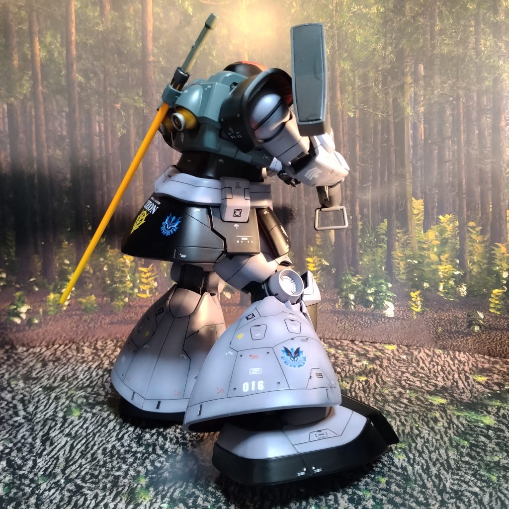 スジ彫りをどう入れるかは全くイメージしてなかったので!その場その場の即興です!😄