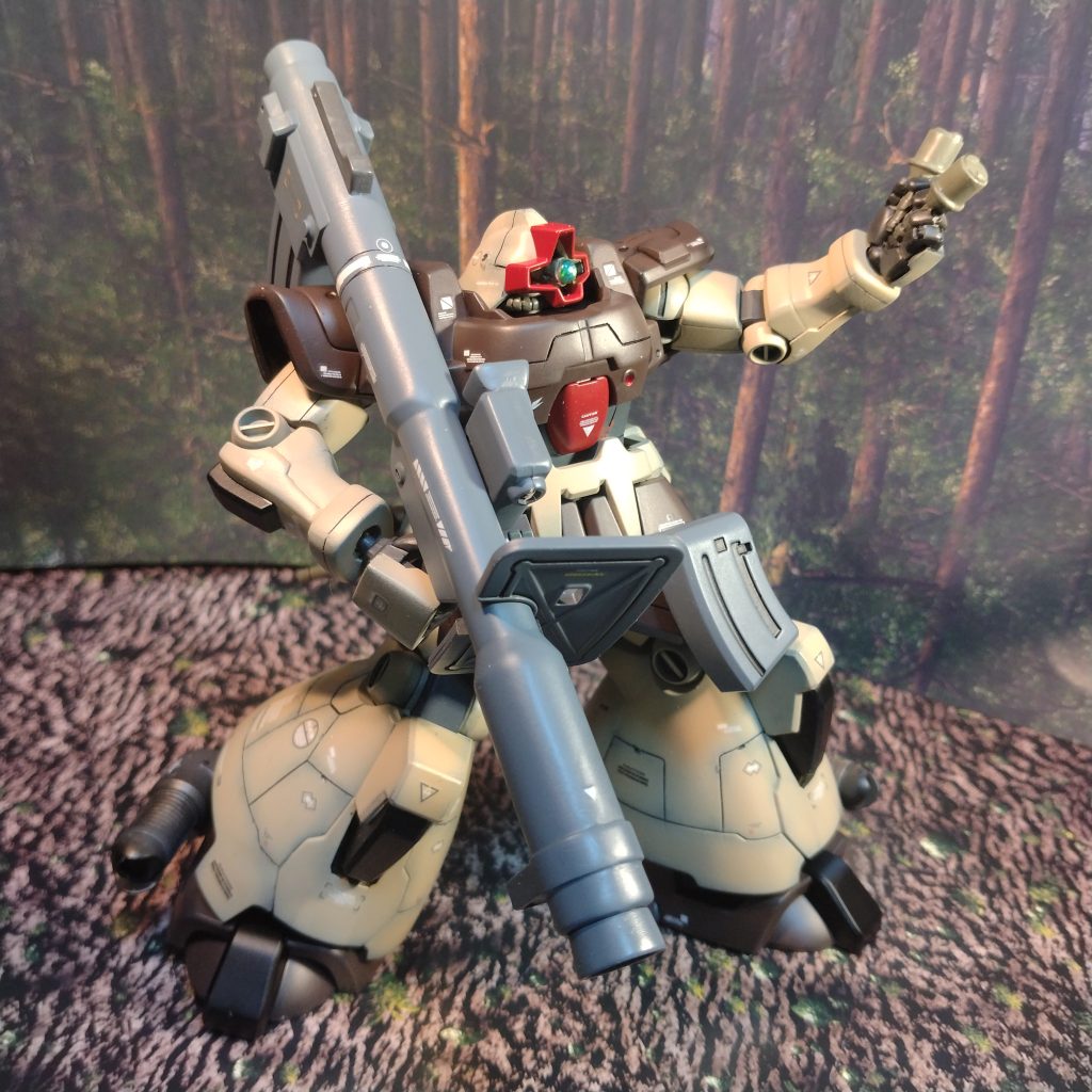 最初はもっとハードなグラデーションしていたのですが!やっぱり軽めにしようと塗り直しました!😀