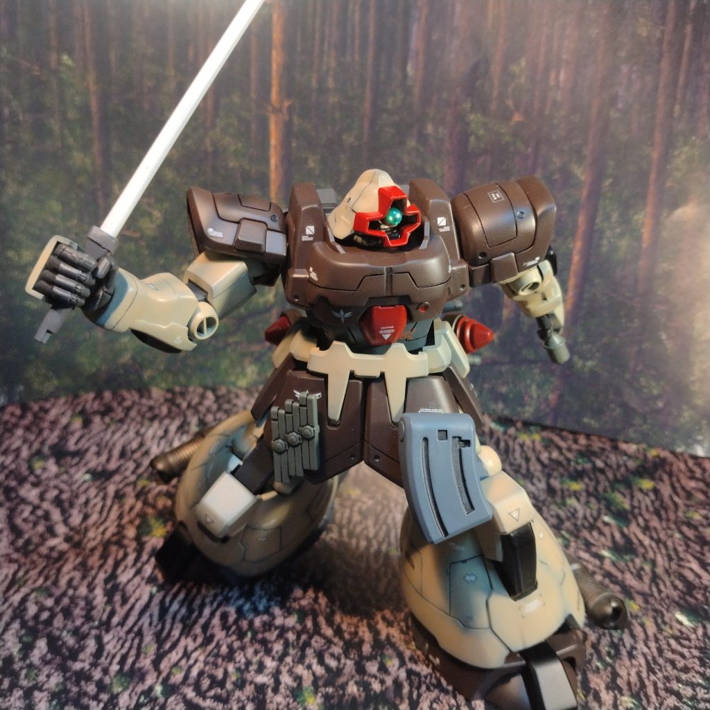 HGドム・トローペンでした!次はメッサーラかメッサーF02型のどちらかを作ります!気持ち的にはメッサーラよりになってますがモビルスーツ的にはメッサーのほうが好きなので!迷います!😄