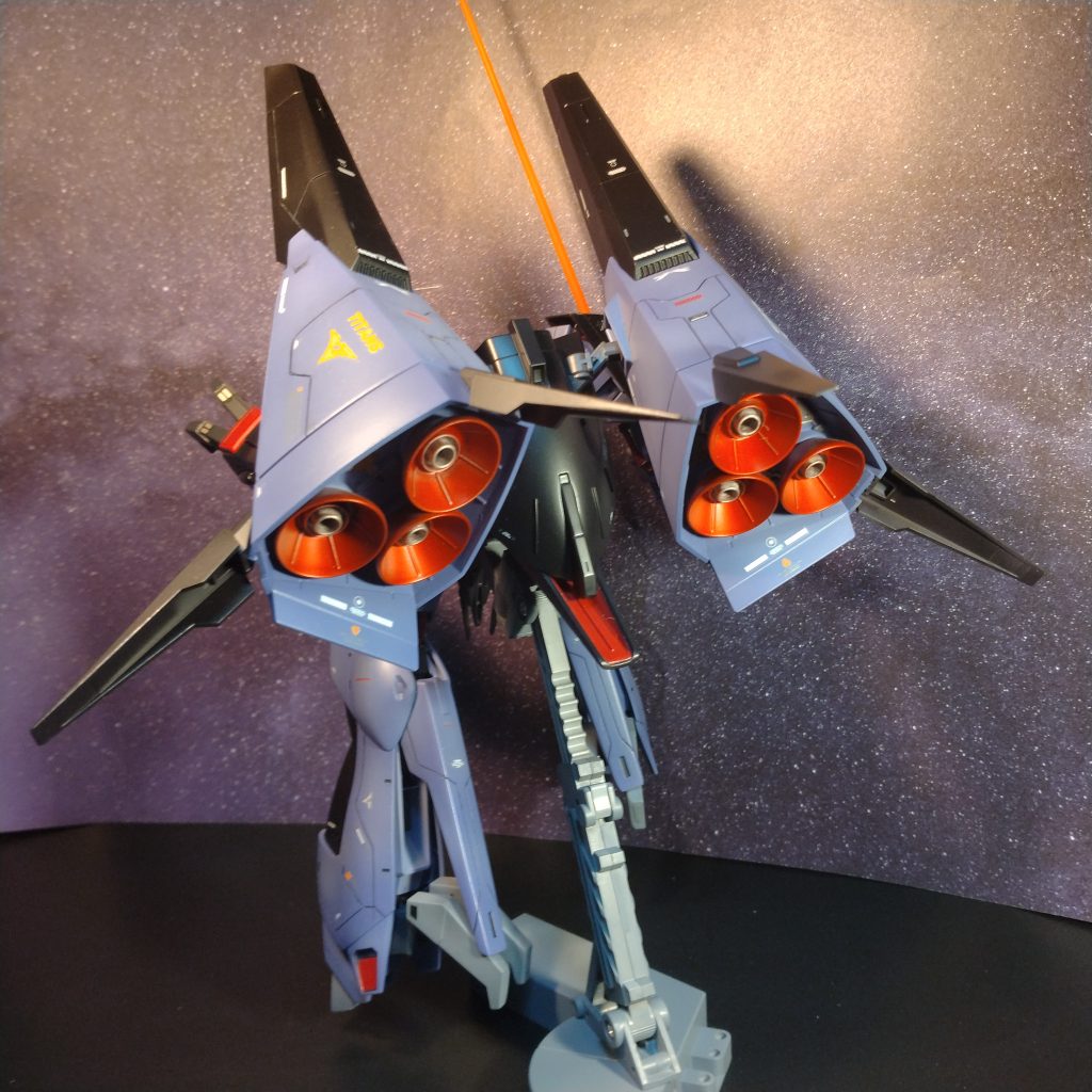 いつものごとくスジ彫り入れてのグラデーションです!