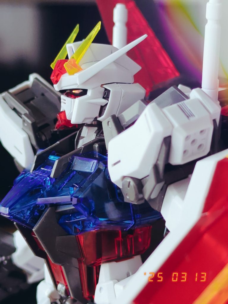 カメラアイシールは自作です。