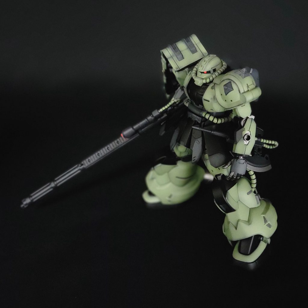 俯瞰一応コンセプトはシンプルに強化されたザクで、強化型ザクと言ったところでしょうか。