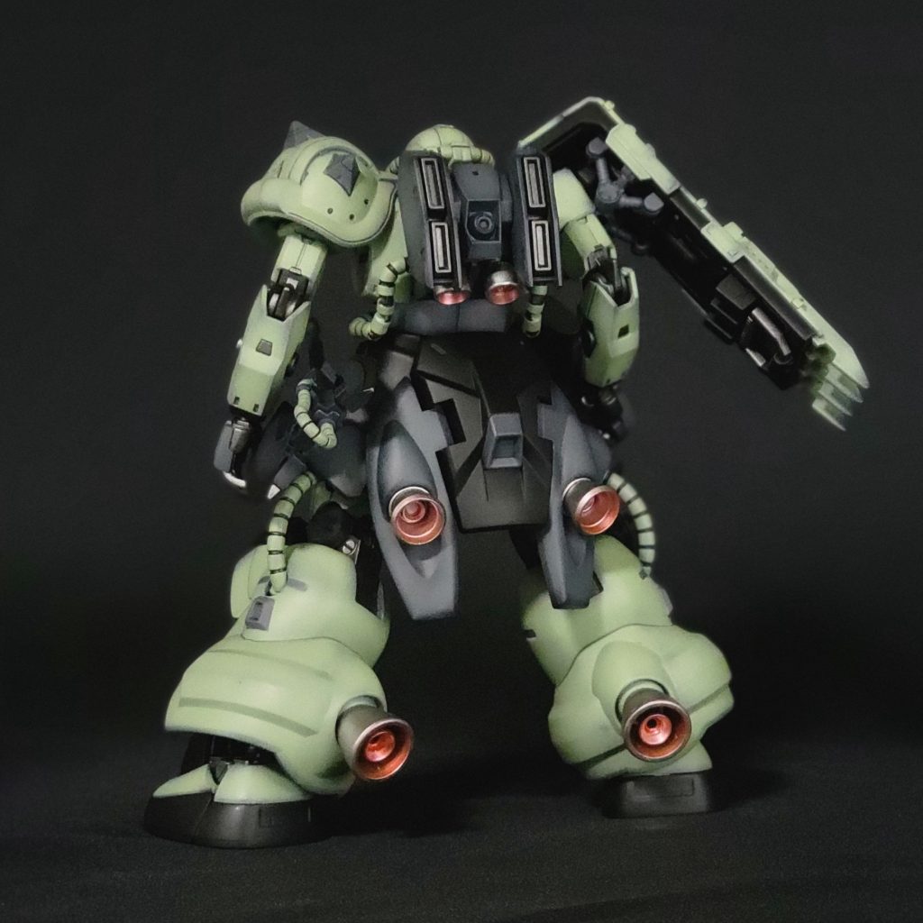 背面バックパックと腕はガンヴォルヴァ、膝下とリアはディランザです。