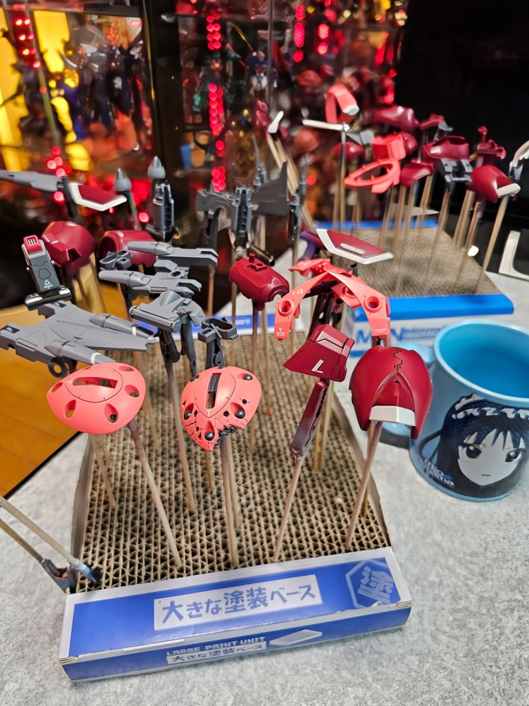 スミ入れとデカールまで。