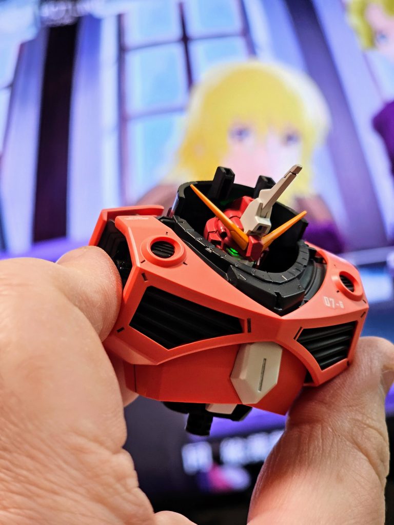 電飾入れて最終組付中。