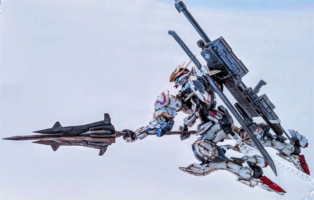 てな感じで汚し過ぎを楽しんだバルバトスでしたぁ！またこのシリーズもやらねば(*>_<*)ﾉ 最後までご覧頂き有り難うございます。また投稿した際は見て頂けると幸いですm(_ _)m