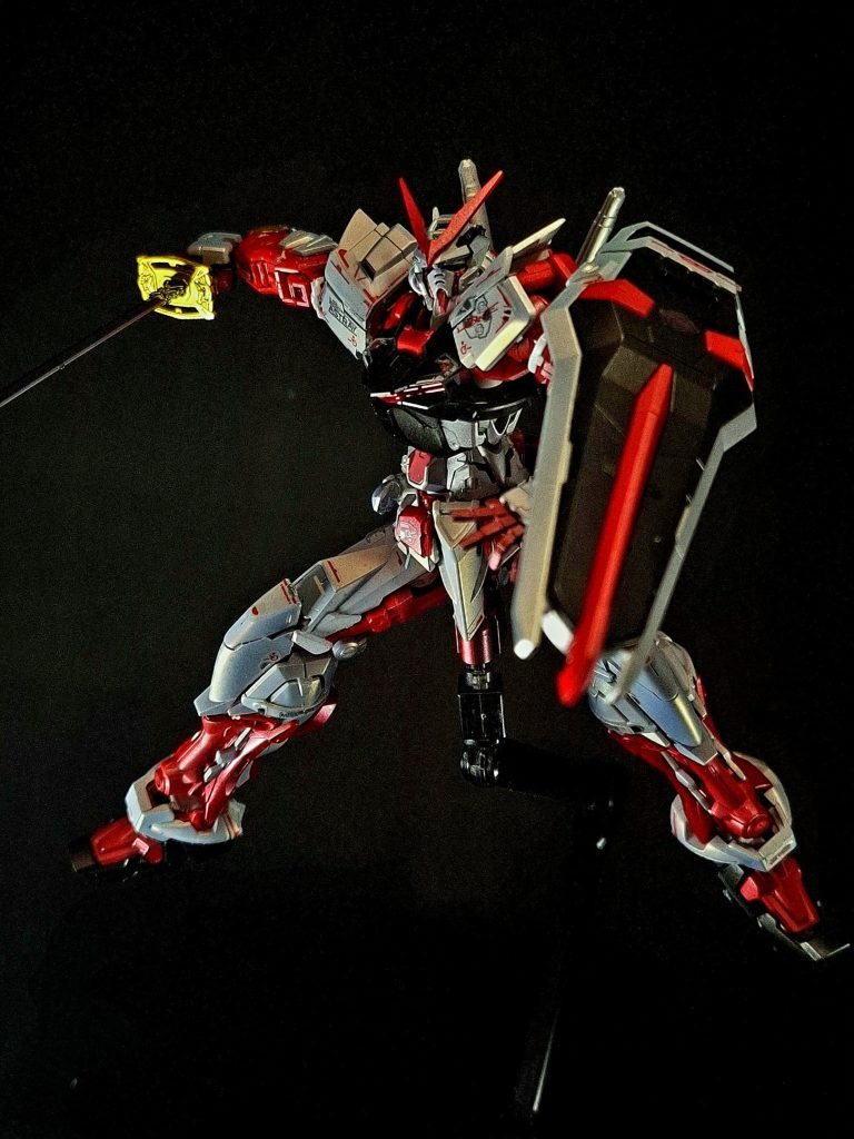 RG ガンダムアストレイレッドフレーム–8枚目/制作者:鈴木 克海