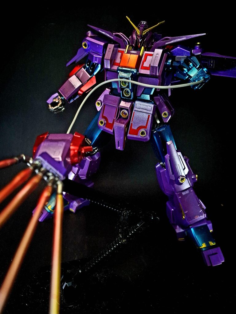 機動戦士ガンダムΖΖネオ・ジオンが鹵獲した機体を改修し、コロニー落着後のダブリンでプルツーによって運用され、ジュドーたちガンダムチームと交戦した。サイコミュ兵装やミノフスキークラフトなど機体機能を発揮してΖΖガンダムとキュベレイMK-IIを追い詰めるが、エルピー・プルの特攻によって装甲を損傷し、プルを失った事に打ちひしがれるジュドーのハイパー・ビーム・サーベルの前に撃破された。