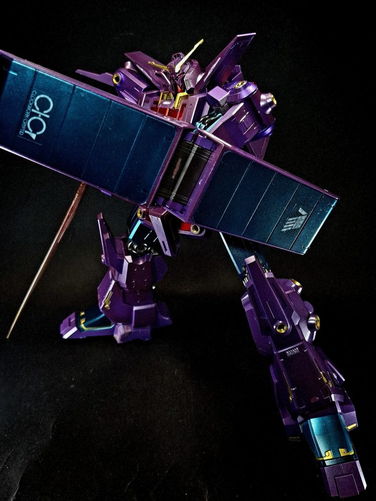 グリプス戦役終盤に実戦投入されたが、ムラサメ研究所の強化人間被験者が不足した関係からオーガスタ研究所所属のロザミア・バダムがパイロットを務め、彼女の命令中継者としてゲーツ・キャパを置いていた。しかし、ミノフスキークラフトを搭載した専用シールドの調整が間に合わず、戦中に可変機構を活用する場面は見られなかった。また、ロザミアの情緒不安定から搭載されたサイコミュ兵装もその性能をまともに発揮すること無く中破した。グリプス戦役後、破棄された機体はネオ・ジオンが回収し、未完成だったシールドを装備した上でプルツーによって運用された。