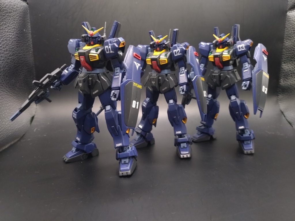 フロントビュー3機