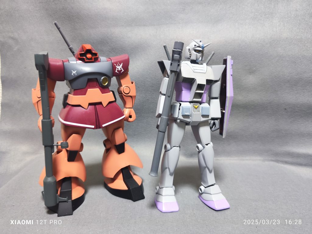 仕上がりは正直お恥ずかしいレベルですが2体並べたらそれっぽく見えたら嬉しいです。