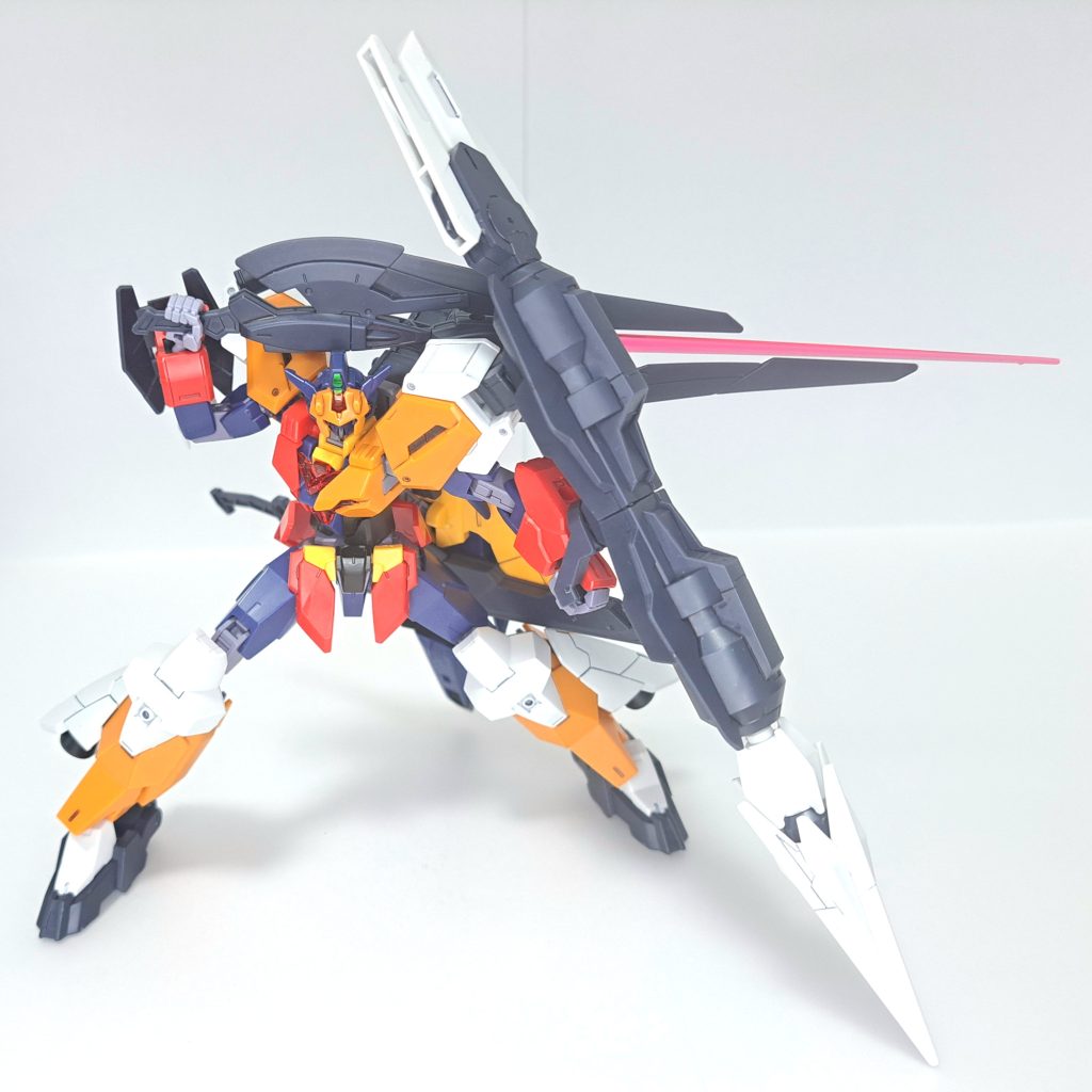 リミテッドチェンジサターンtoマーズ近距離対応の装備であるサターンアーマーとマーズアーマーでリミテッドチェンジした形態。各形態時より出力は落ちるものの破壊力と切断力は十分にある。