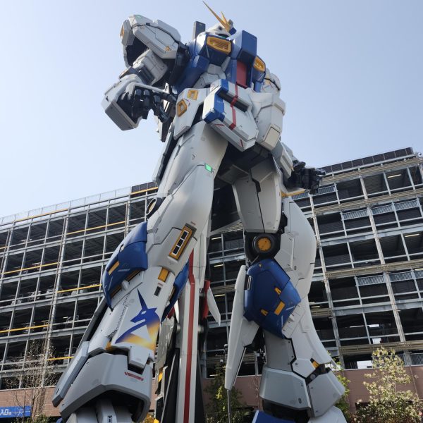 生νガンダム…