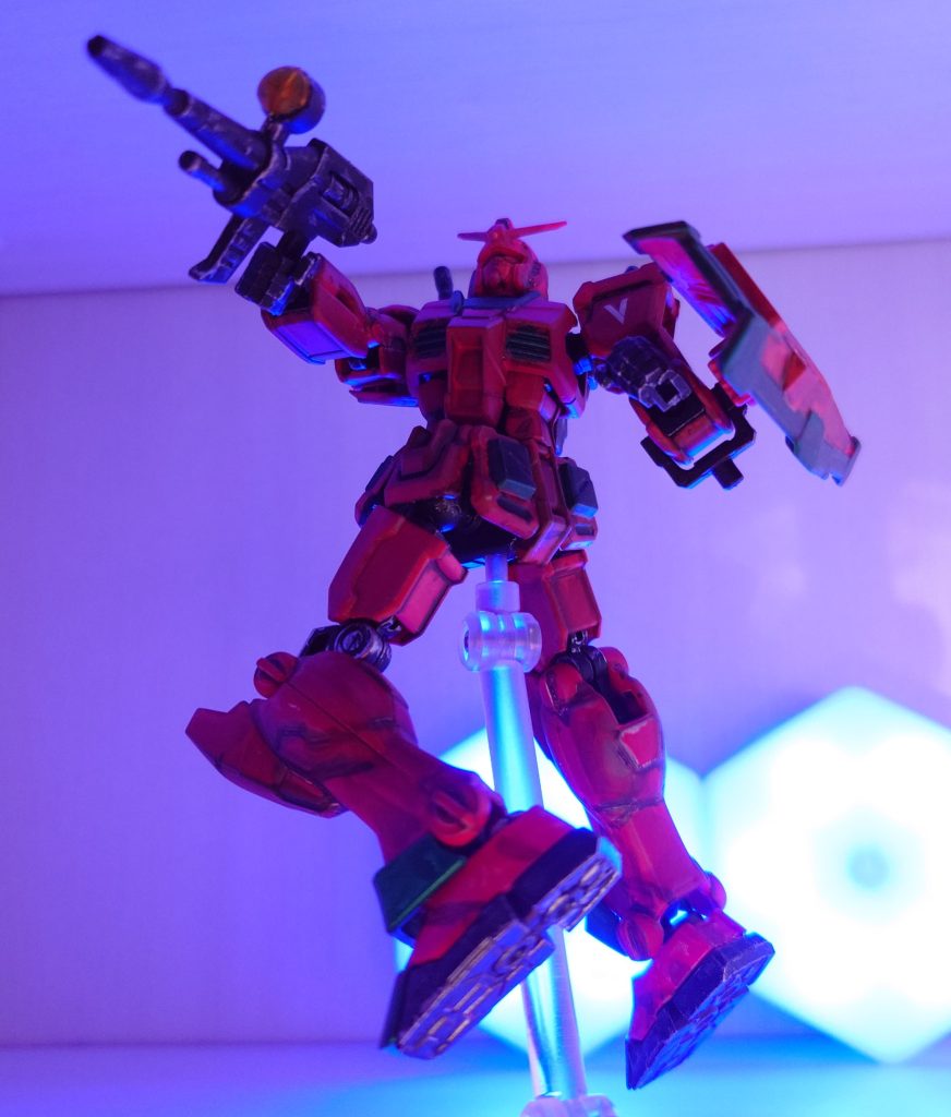 そのガンダムももはやジオン軍のもの…これで我等は勝つる!!