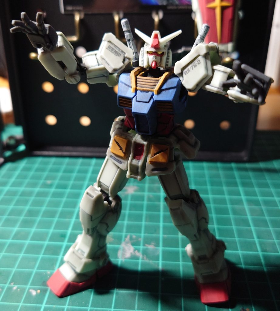 ガンダム「力勝負だ! かかってきなさい!」 なんか昭和プロレスみたいなポージングにしちゃいました