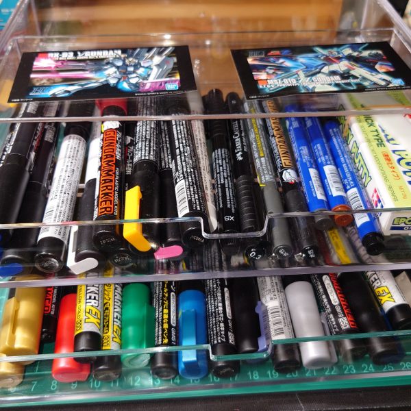ガンダムマーカーの収納
