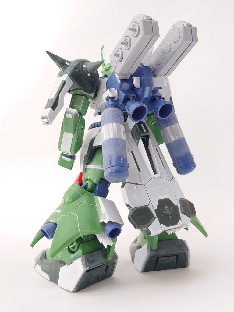 裏はこんな感じです😆ここからも少しイジりました✋